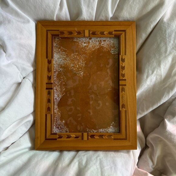 Vintage 5” x 7” Wood Frame - Picture 1 of 6